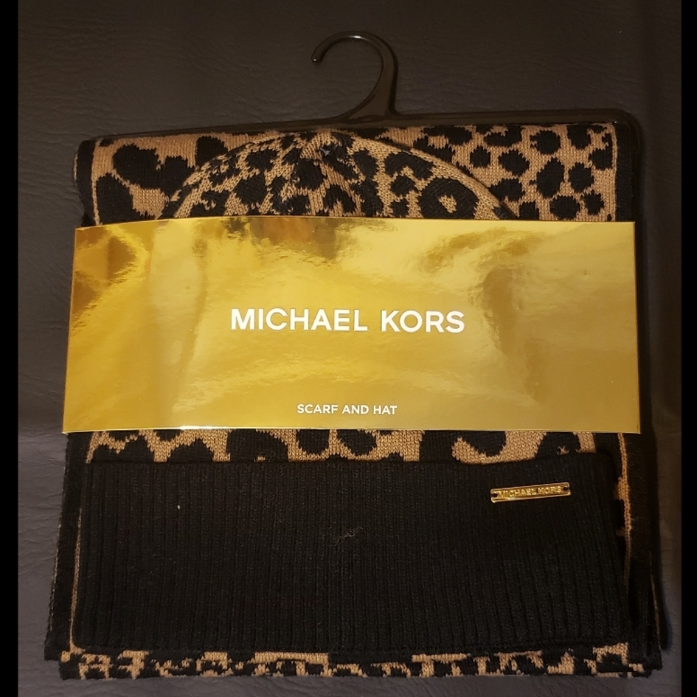 Michael Kors Women's Hat & Scarf Sets
